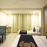 Hotel Ronit Royal Delhi Airport By D\'Capitol